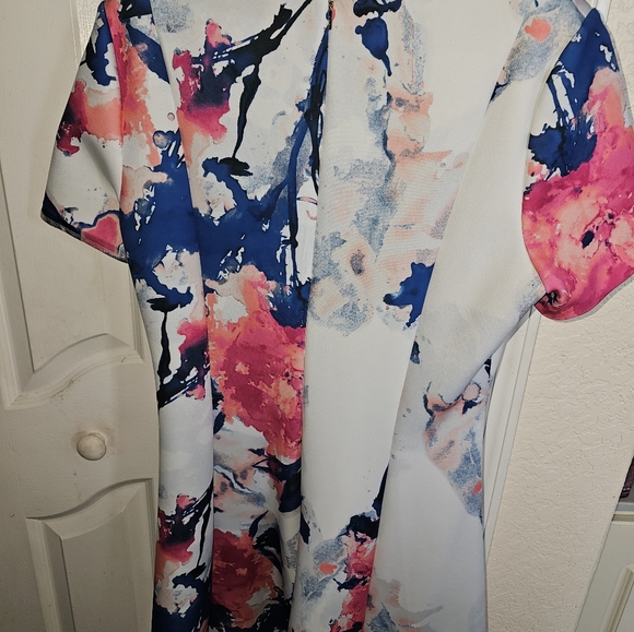 Dress - Picture 2 of 2